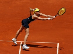 Мария Кириленко обыграла Эшли Барти на пути в третий раунд Roland Garros