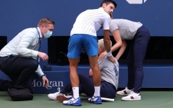 Новак Джокович дисквалифицирован на US Open-2020
